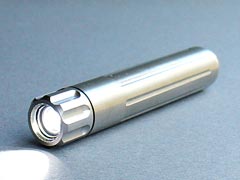 ライト/ランタン SUREFIRE - McGizmo The Ti Sapphire HighCRI5000KRa96 McGizmo The Ti Sapphire High CRI | lattelatte-flashlight